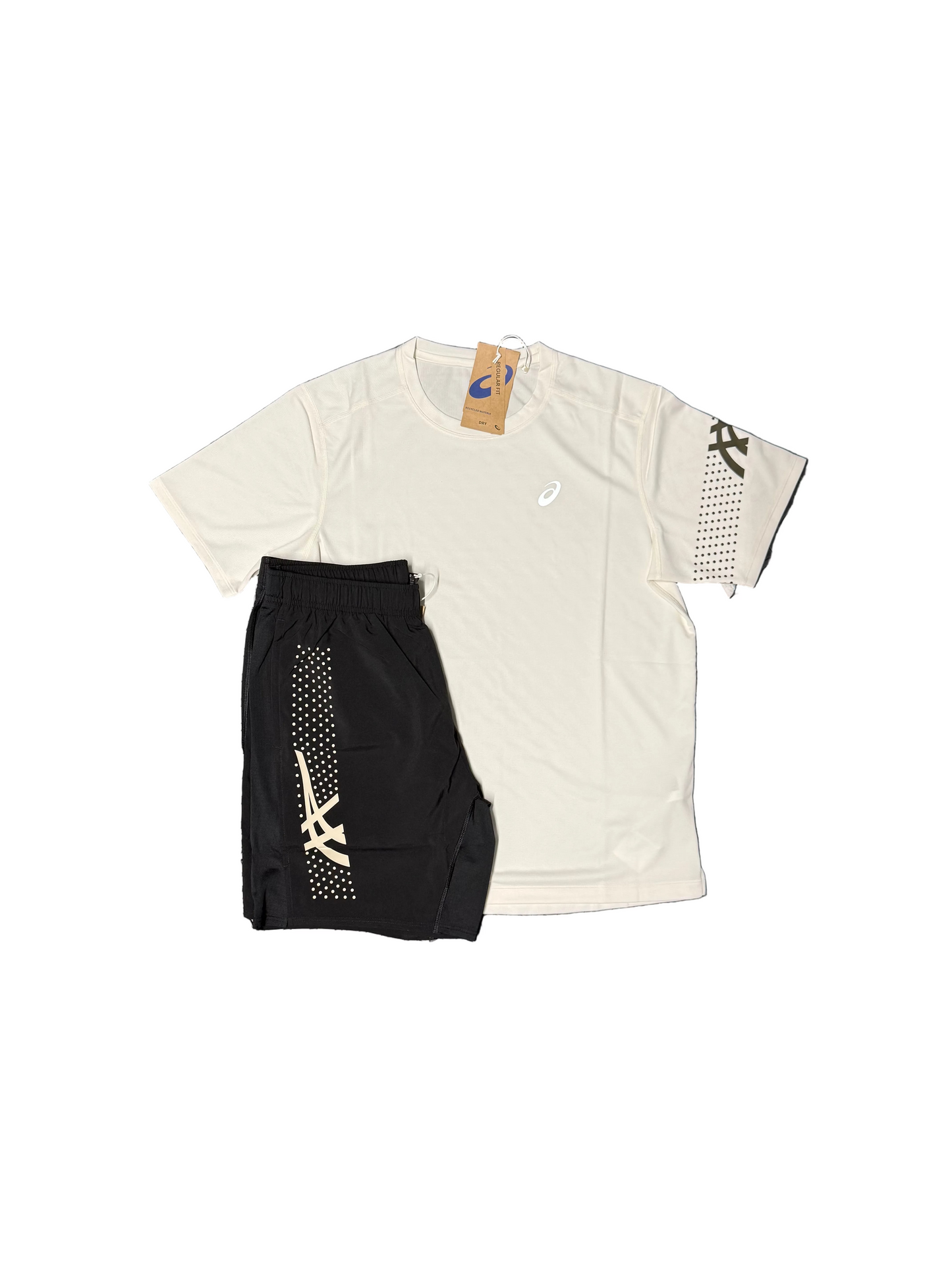 ASICS - Icon Set (Black shorts / Cream T shirt) (Asia sizing)